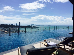 Pattaya Beach Sea View Rooftop Pool Resort